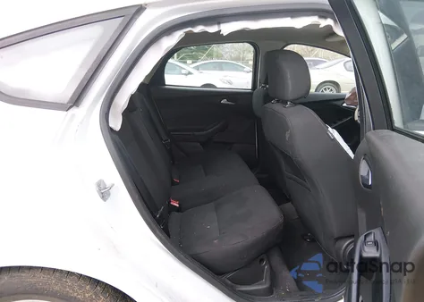 2016 Ford Focus Se z USA, uszkodzony, nr VIN 1FADP3K20GL283804